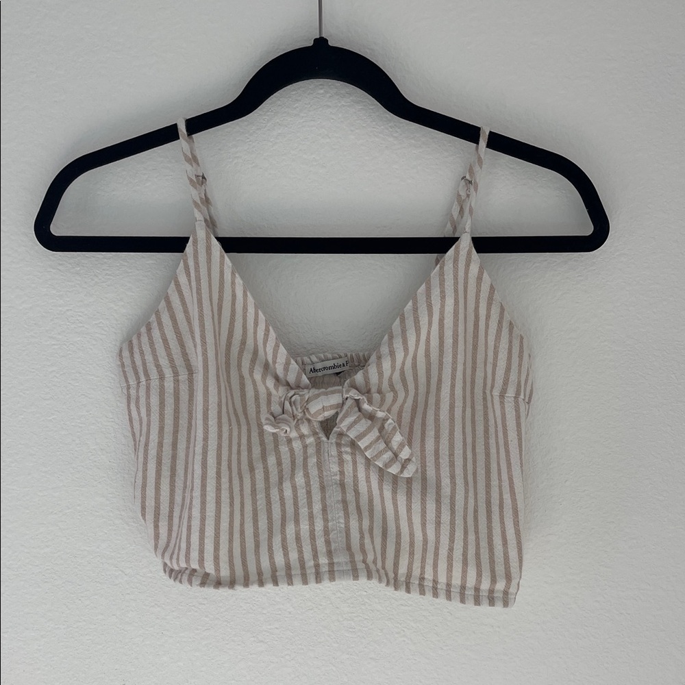 Women’s Abercrombie & Fitch Top